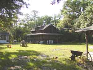 Quakenasse Hollow Lodge-click for larger picture